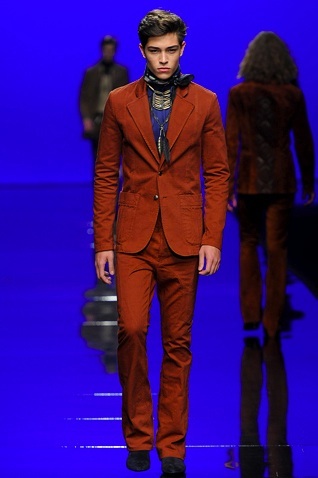 mens-fall-fashion-70s-inspired-suit-roberto-cavalli