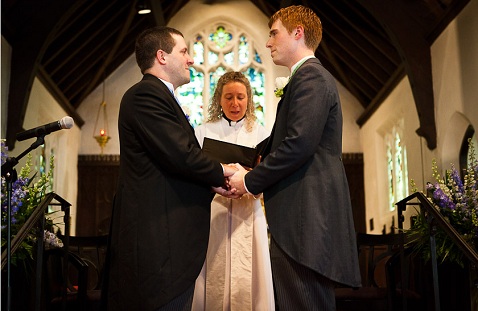 Episcopal Bishops Approve Same-Sex Blessing Service