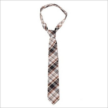 urban-outfitters-cigar-plaid-tie