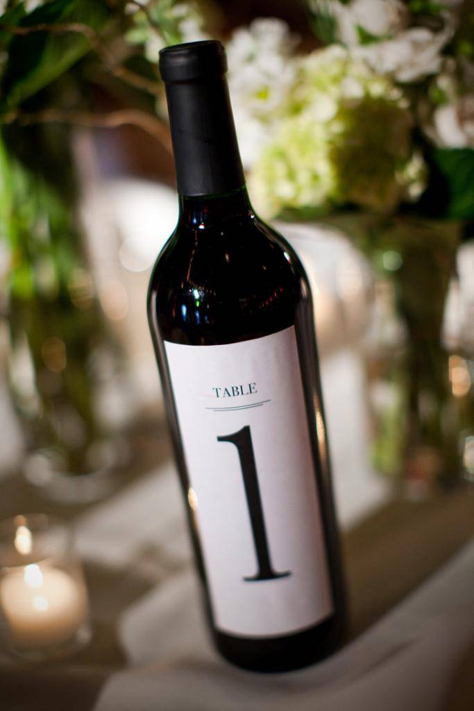 wine-table-numbers-wedding
